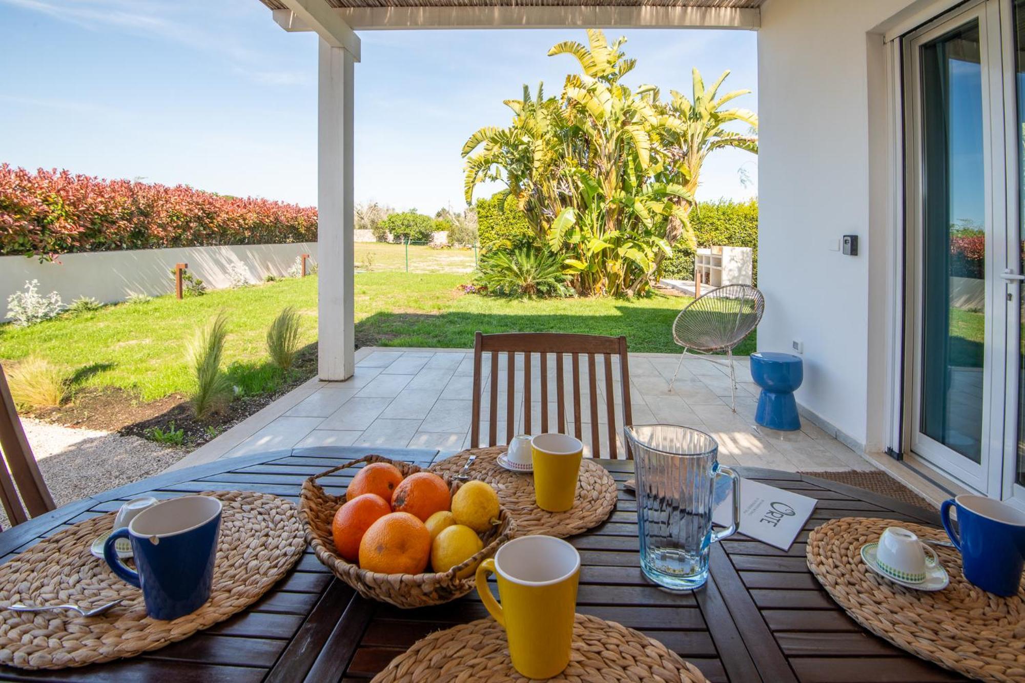 Villa Leomaris Torre dell'Orso Exterior photo